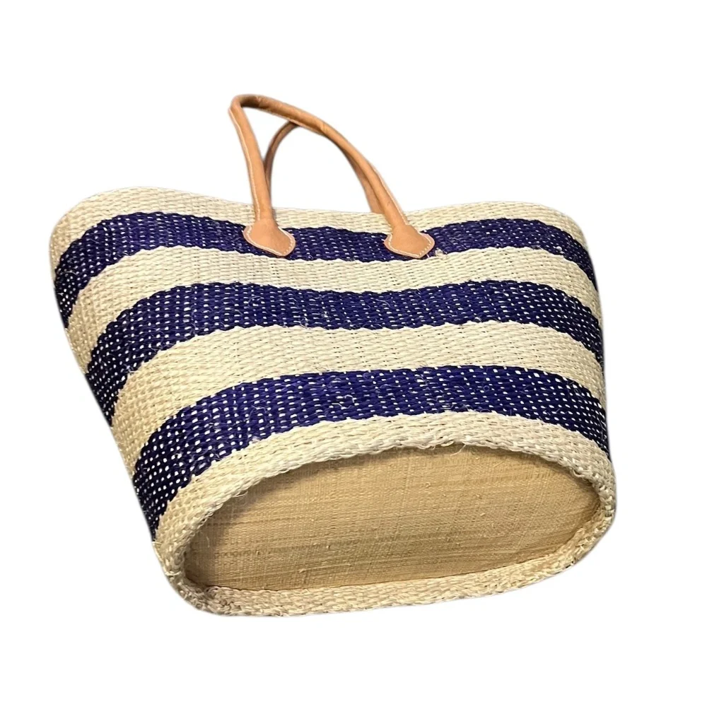 NWOT Straw Studios Large Striped Straw Women's Tote Bag.